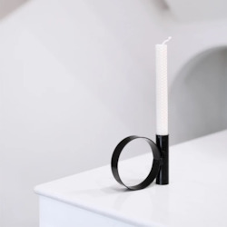 Home Decors: Resting Candle Holder