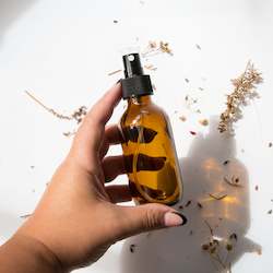 Direct selling - cosmetic, perfume and toiletry: 100ml Amber Spray Bottle
