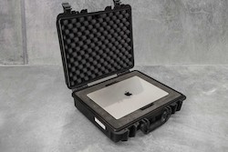 Wooden furniture: MacBook Pro 16â Case
