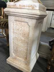 Bedroom Furniture: Roman Pedestal