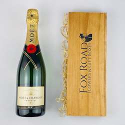 Florist: MoÃ«t Champagne Gift Box