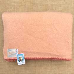 Linen - household: Heavyweight Peach Vintage DOUBLE Pure Wool Blanket