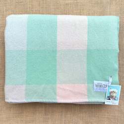 Linen - household: Lightweight Pastel DOUBLE/QUEEN NZ Wool Blanket