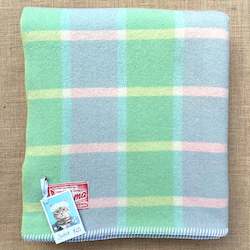 Linen - household: Pastel Green & Mauve SINGLE New Zealand Wool Blanket