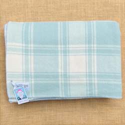 Linen - household: Beautiful Pastel Mint QUEEN Pure Wool Blanket.
