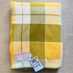Linen - household: Retro Olives COT/KNEE New Zealand Wool Blanket