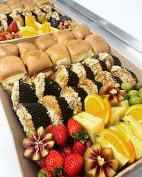 Catering: Glorious Grazing Picnic Boxes