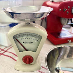 DULTON kitchen scales, rare c1960s