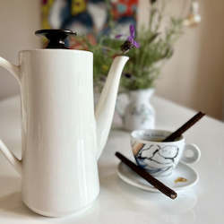 Tableware: BESWICK Coffee Pot, porcelain, mid-century 1958