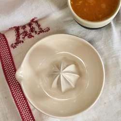 Kitchen Dining: Ceramic citrus juicer, Antique white