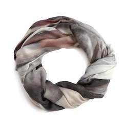 TAUPO TEXTURES skinny wool scarf