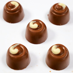 Confectionery: Caramel Vanilla Single Chocolate (deSpa)