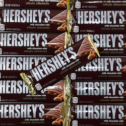 Confectionery: Hershey Milk Chocolate with Almonds 41g