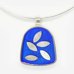 Large Sterling silver and speckled cobalt resin pendant with floating leaves (Om…
