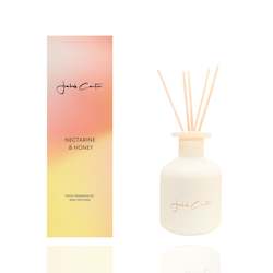 Fashion design: NECTARINE & HONEY TRIPLE SCENTED REED DIFFUSER