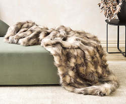 Heirloom Collection Faux Fur throws MH