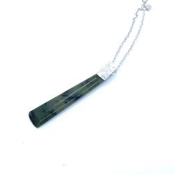 Hono: Hono pounamu and stirling silver pendant on stirling silver chain