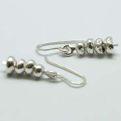 Jewellery: Pirepire silver earrings