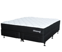 Bed: Sleepwell Latex Bed