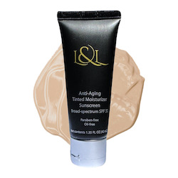 Cosmetic wholesaling: NEW Anti-Aging Tinted SPF30 Moisturizer