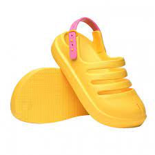 Kids Shoes: HAVAIANA KIDS CLOGS YELLOW