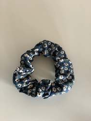 Mini scrunchie / Blue floral