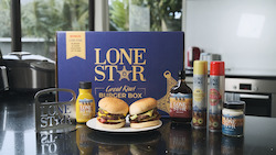Gift Box: Lone Star Great Kiwi Burger Box