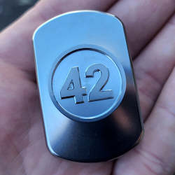 42â¢ - 3-Click Titanium Slider