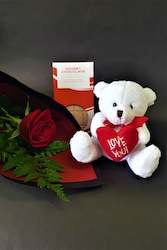 Frontpage: Love Special - Rose, Teddy & Chocolates