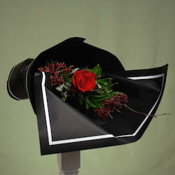 Bouquets 1: Single Red Rose