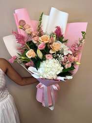 Florist: Pink Pavlova