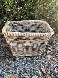 Cane basket shaped small
