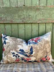 Cushions: Bird Cushion