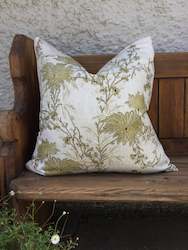 Cushions: Golden Vines Cushion