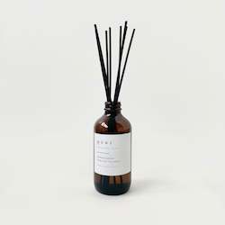 Candle: MCNZ Amber Diffuser 200ml - 8 Fragrances