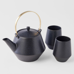 Kitchenware: Modern Black Tea Set