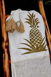 Oahu Pineapple Throw