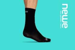 newe 'Staple' merino sock - Black & White