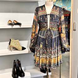 Clothing: Camilla Printed Shift Dress - SIZE S