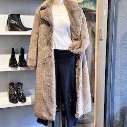 Clothing: Mode & Affaire Boston Faux Fur Coat - SIZE S