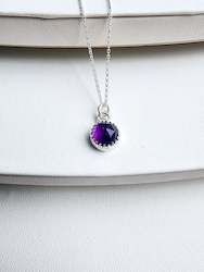 Amethyst pendant - pointed