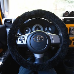 Accessories: Auskin Steering Wheel Cover