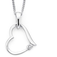 Jewellery: 9ct White Gold Diamond Heart Pendant