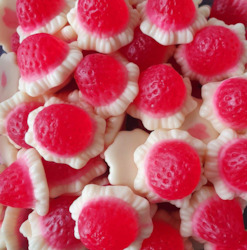 Confectionery: Filled Strawberry with Cream