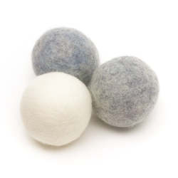 Toy: WOOL BALL