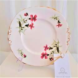 Gift: Colclough Cake Plate