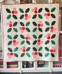 Patterns: Holly Jolly Quilt KIT - TCJ and Pen & Paper Patterns