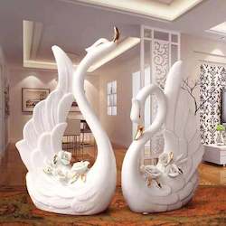 A Pair White Swan Lovers Home Decor Ceramic Crafts (Large)