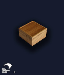 Wood: Square Rimu Box Large