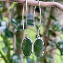Jewellery: Sterling Silver & New Zealand Greenstone earrings